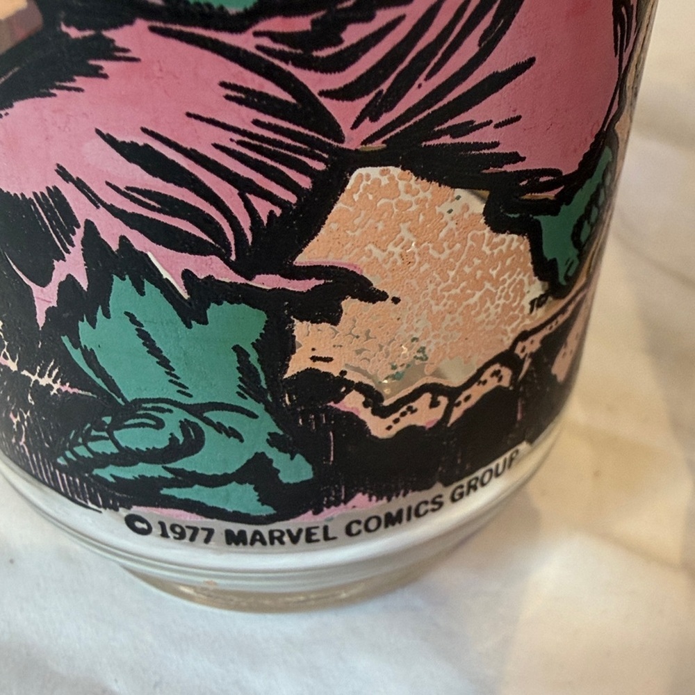 Marvel Green and Pink Comic Character Glasses - Set of 2 - Picture 2 of 4